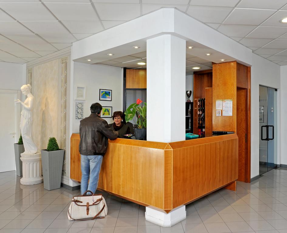 Tuscia Hotel วิแตร์โบ ภายนอก รูปภาพ